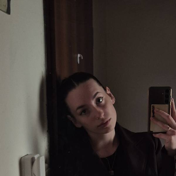 modelka s ID 0402OWDACM p016