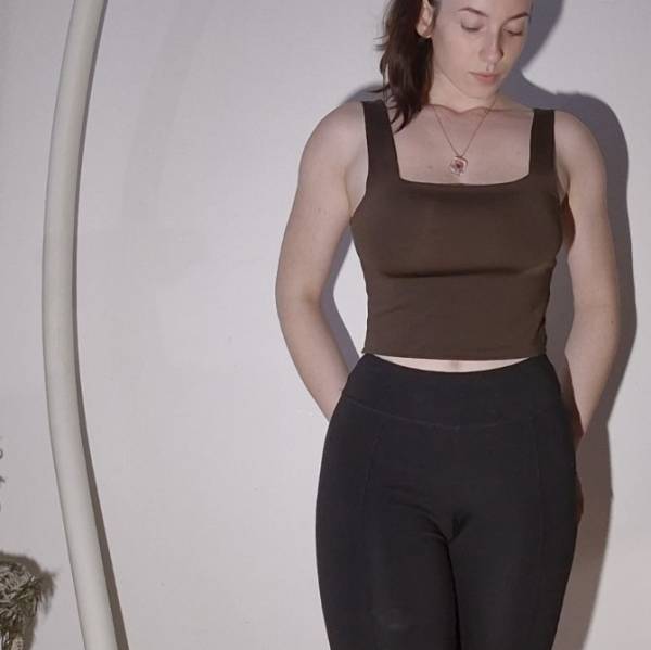 modelka s ID 0402OWDACM p018