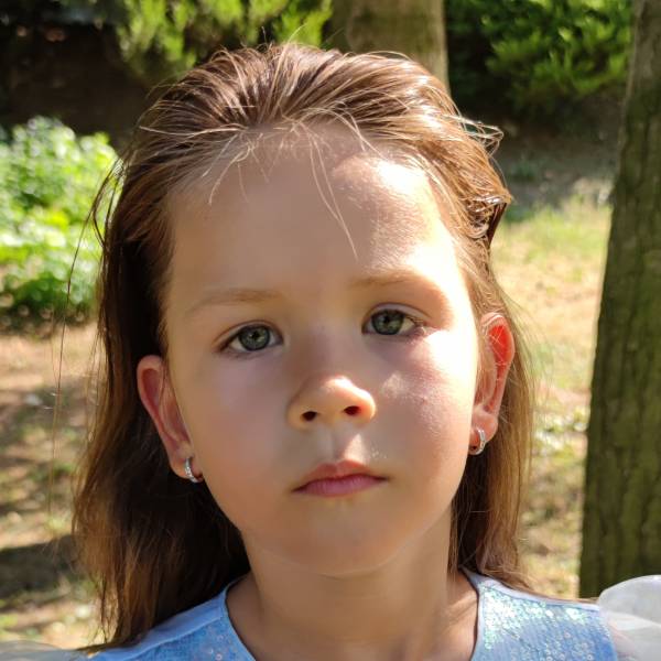 modelka s ID 0402P2R2WB p016