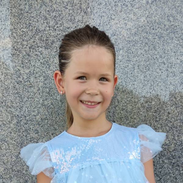 modelka s ID 0402P2R2WB p017