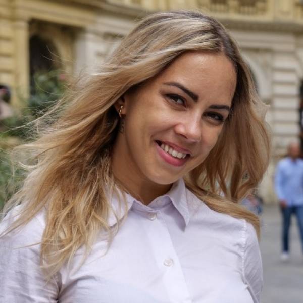 modelka s ID 0402PH3STK p017