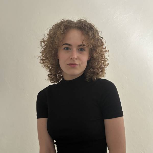 modelka s ID 0402PHQRV8 p016