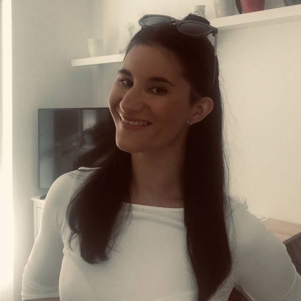 modelka s ID 0402PP4O9J p016