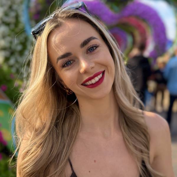 modelka s ID 0402PS1YHE p017