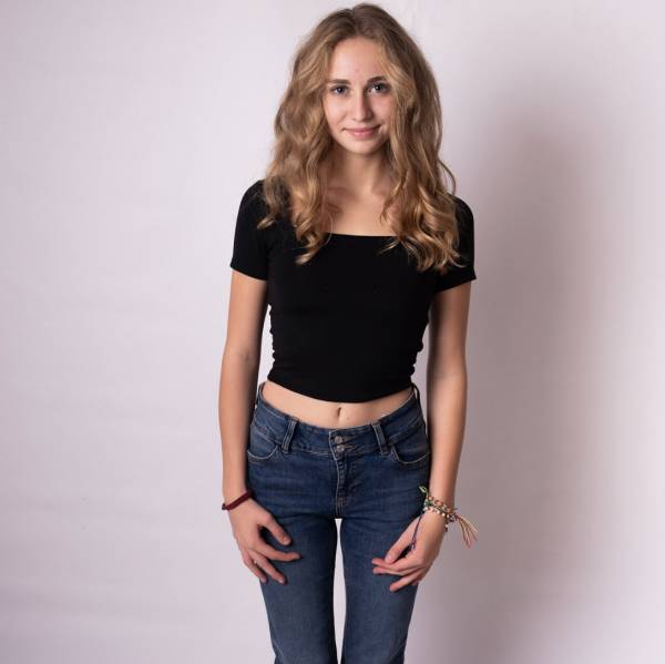 modelka s ID 0402PSPV18 p018