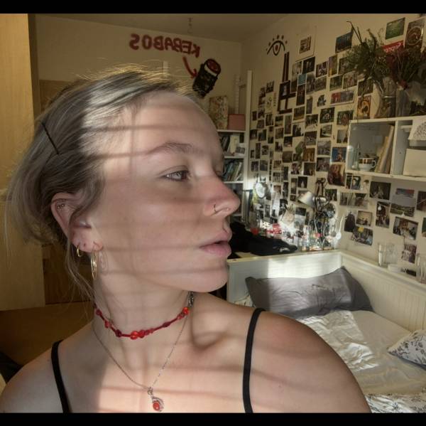 modelka s ID 0402PX8E5F p019