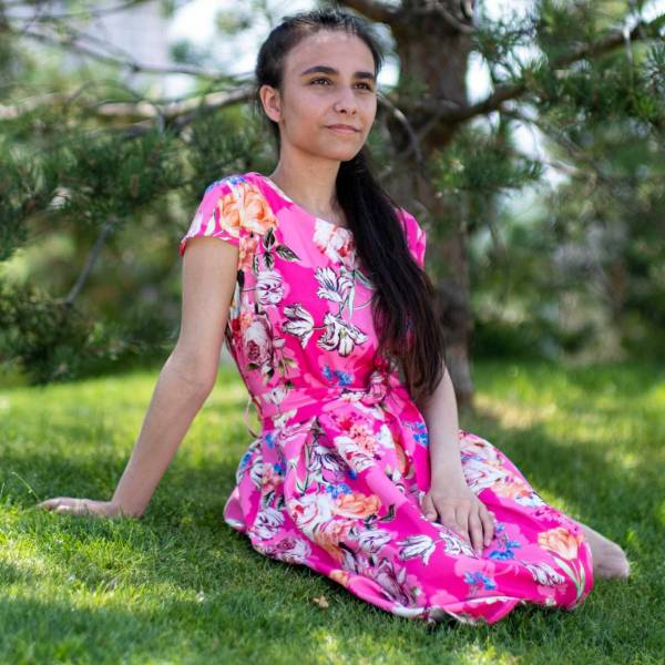 modelka s ID 0402Q275UM p017