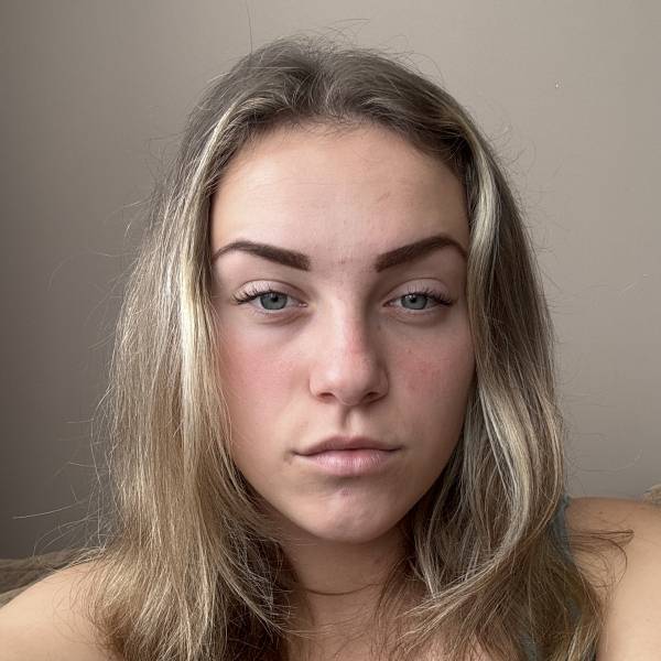 modelka s ID 0402QGFYQX p016