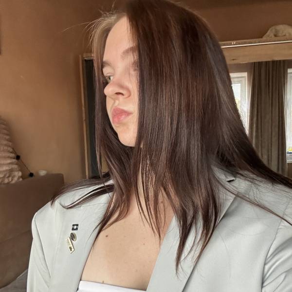 modelka s ID 0402QGW691 p019