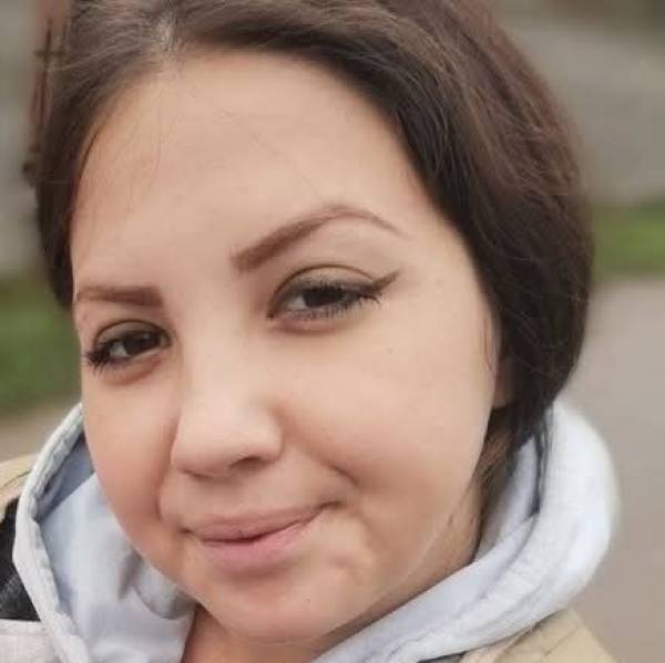 modelka s ID 0402QHPQ8W p016