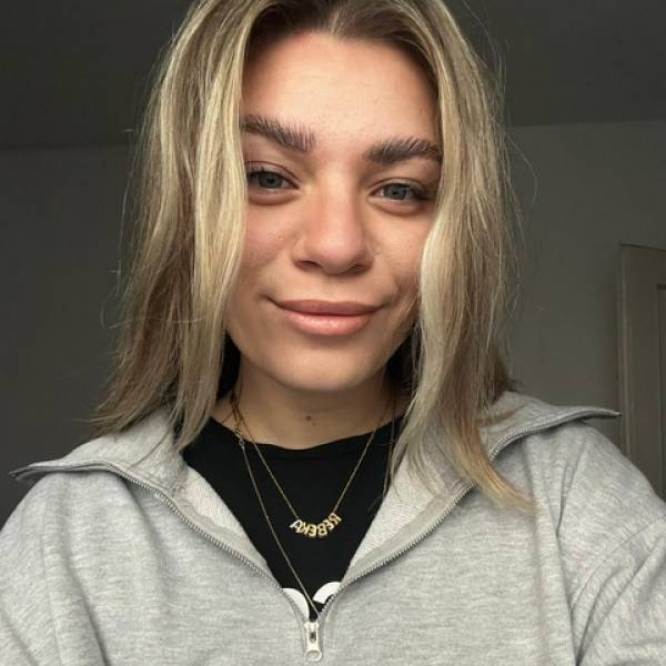 modelka s ID 0402QLKA17 p017