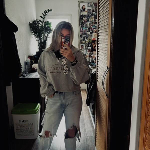 modelka s ID 0402QLKA17 p018