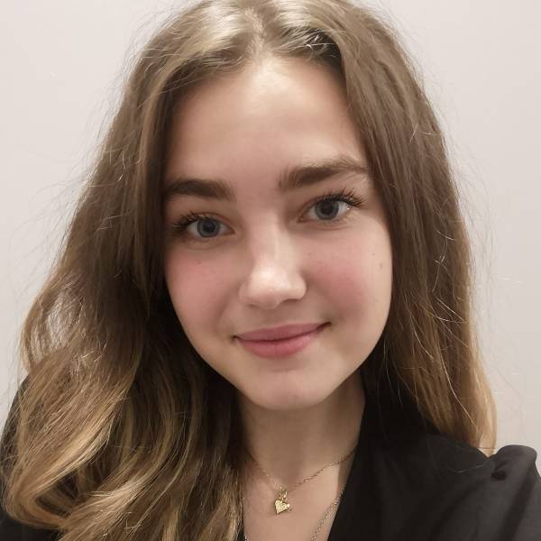 modelka s ID 0402QTLTSC p016