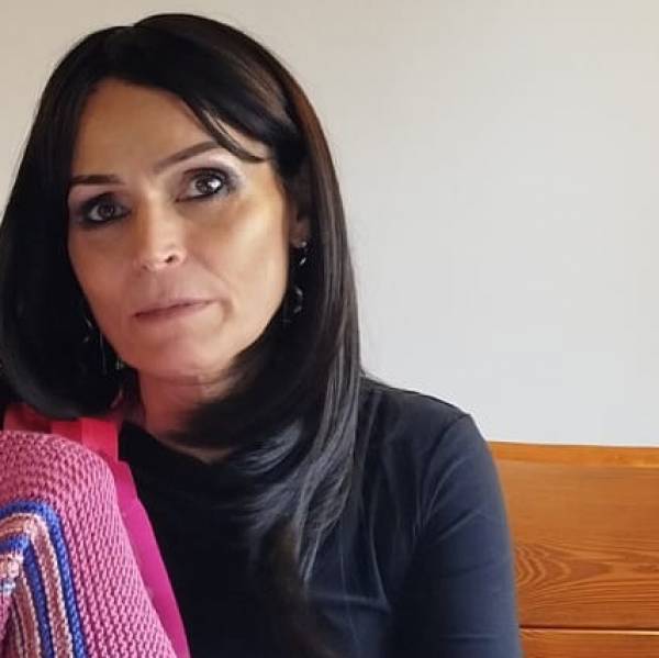 modelka s ID 0402RBDKV3 p016