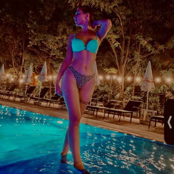 modelka s ID 0402S2I5BJ p018