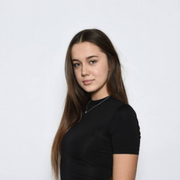 modelka s ID 0402S5A1XN p019