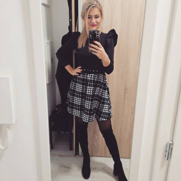 modelka s ID 0402S74G77 p018