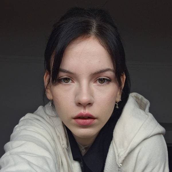 modelka s ID 0402SOEBL5 p016