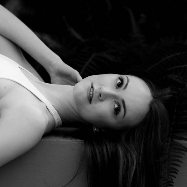 modelka s ID 0402SVTX11 p016