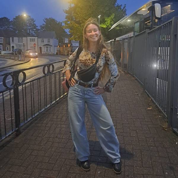 modelka s ID 0402T1DGU5 p018