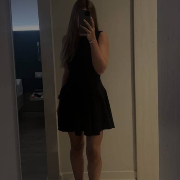 modelka s ID 0402TQ3ZOK p018