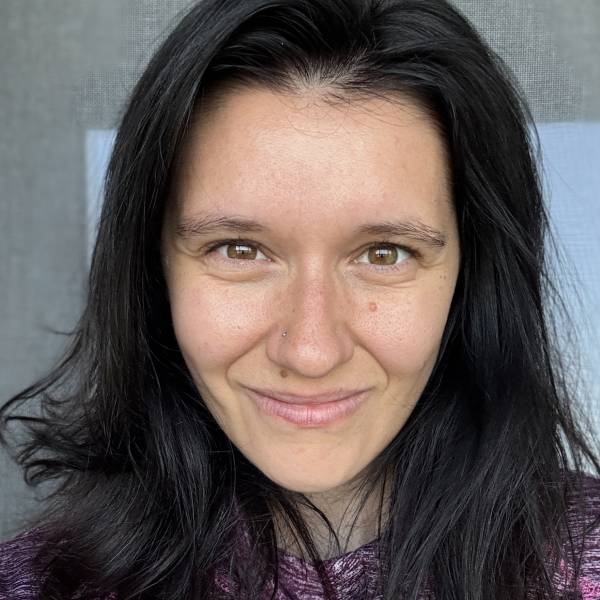 modelka s ID 0402TRZ3L6 p017