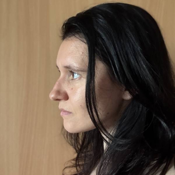 modelka s ID 0402TRZ3L6 p019