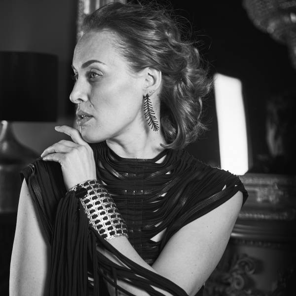 modelka s ID 0402TYPM8X p019