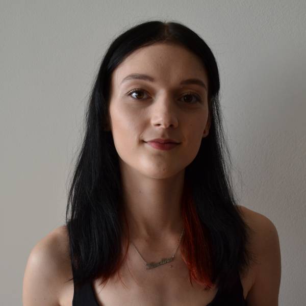 modelka s ID 0402U6ZM0C p016