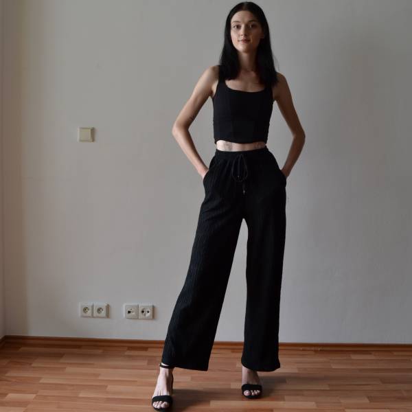 modelka s ID 0402U6ZM0C p018