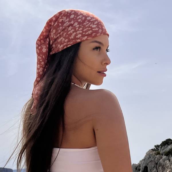 modelka s ID 0402U7FJNH p019