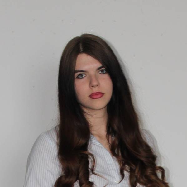 modelka s ID 0402U920Y4 p016