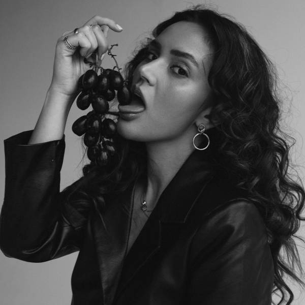 modelka s ID 0402UA4LDJ p019