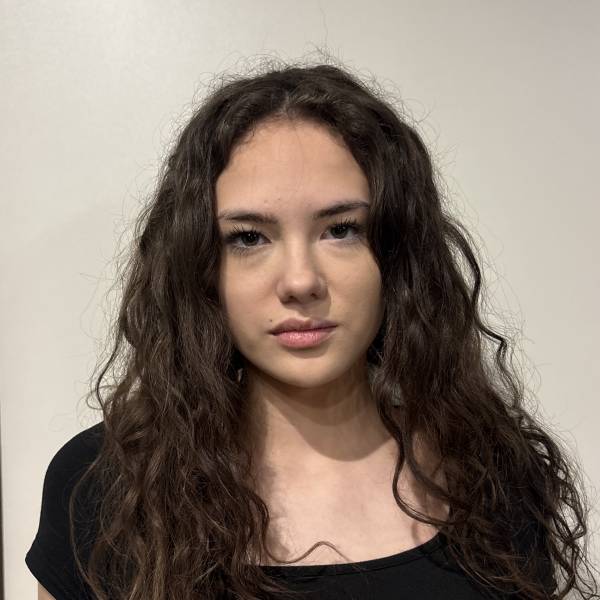 modelka s ID 0402VMZ1J6 p016