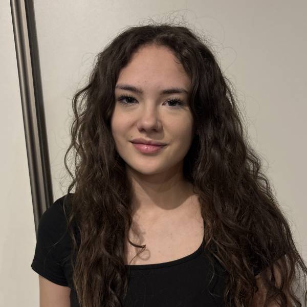 modelka s ID 0402VMZ1J6 p017