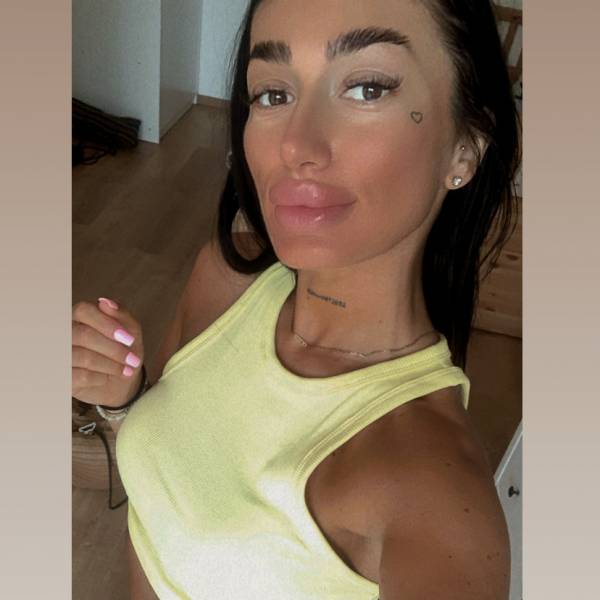 modelka s ID 0402VQPXVX p017