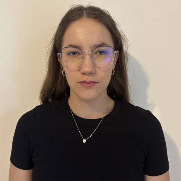 modelka s ID 0402W0TF47 p016