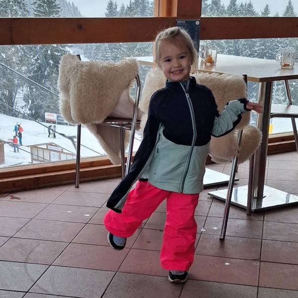 modelka s ID 0402W87WWM p018