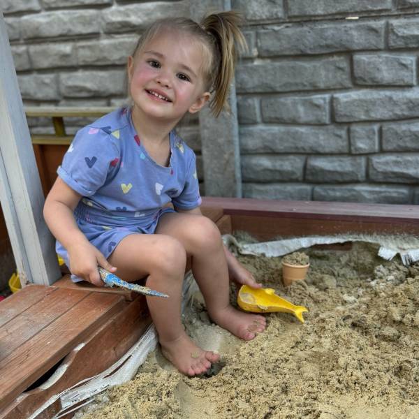 modelka s ID 0402W87WWM p019