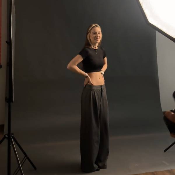 modelka s ID 0402WHBMPV p018