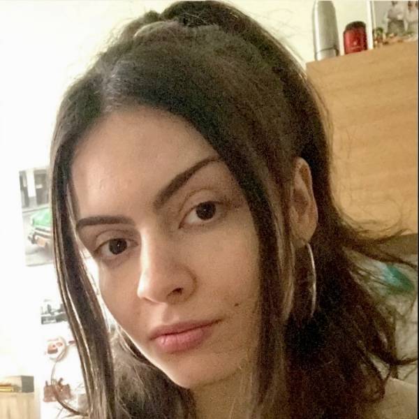 modelka s ID 0402WHMNU9 p016