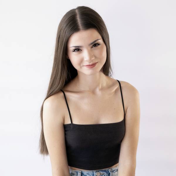 modelka s ID 0402X2ZDOQ p017