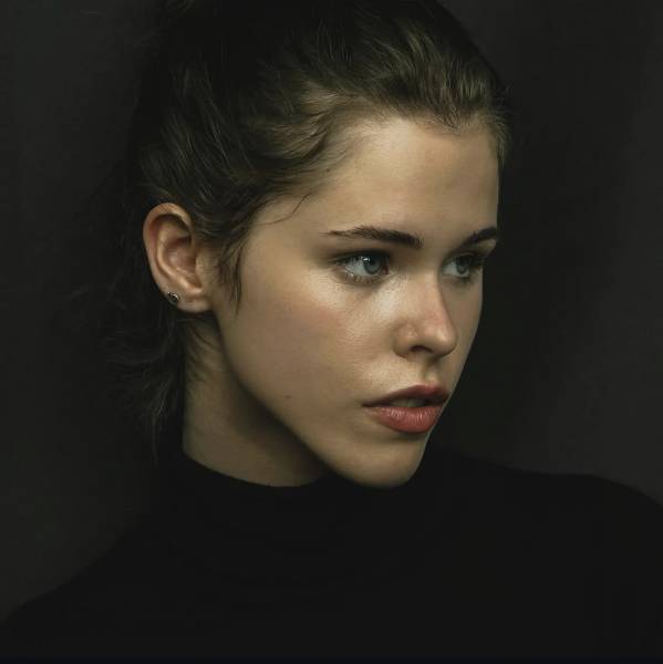 modelka s ID 0402X71JWK p019