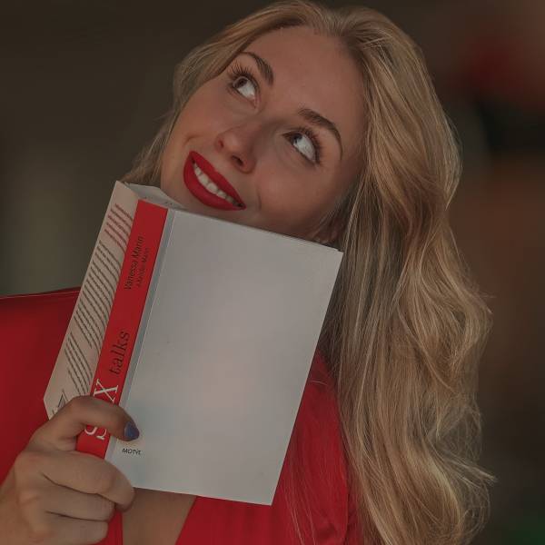 modelka s ID 0402X9XORW p017