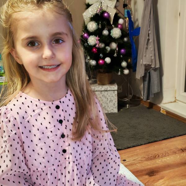 modelka s ID 0402XFI1HG p017