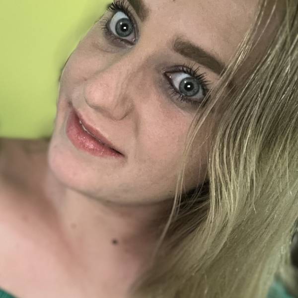 modelka s ID 0402XLWGDC p019