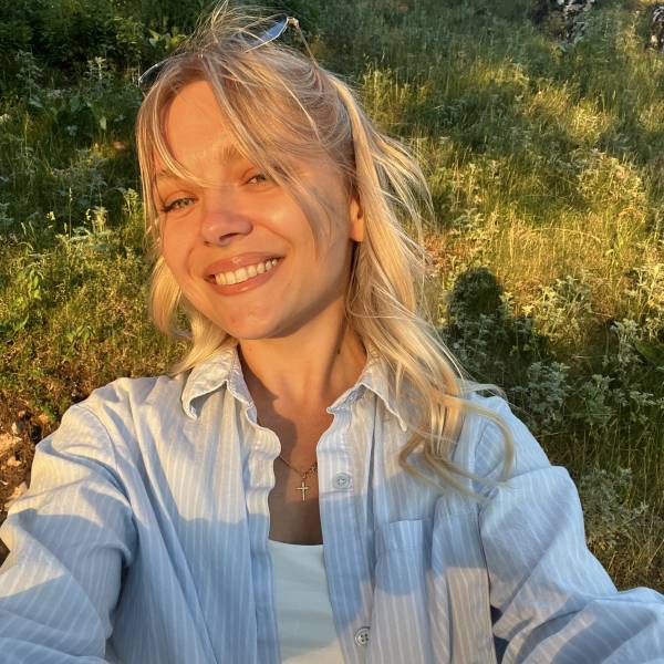 modelka s ID 0402XNJYDW p017