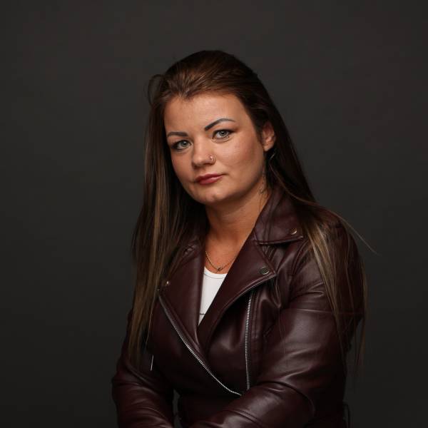 modelka s ID 0402YTCOUS p016