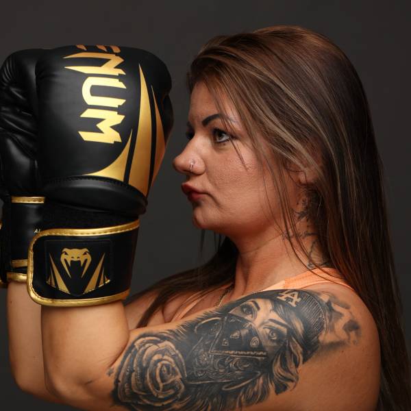 modelka s ID 0402YTCOUS p019