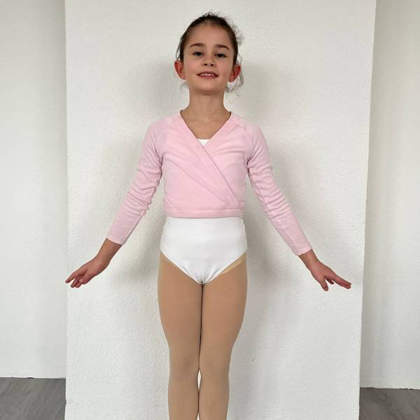 modelka s ID 0402YXQQRF p018